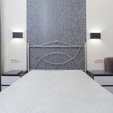 Apartment Zhukovskogo 17 أوديسا المظهر الخارجي الصورة