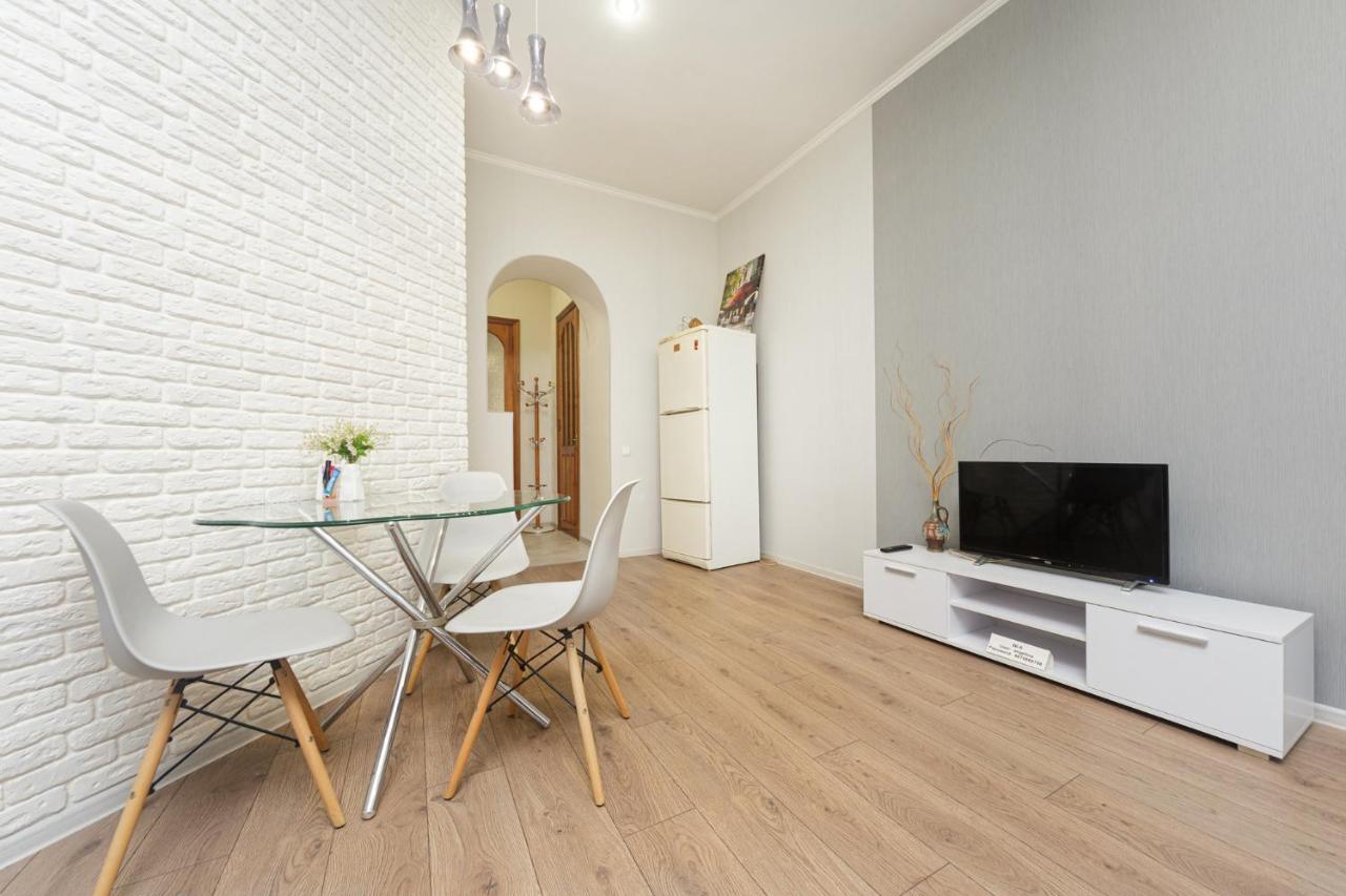 Apartment Zhukovskogo 17 أوديسا المظهر الخارجي الصورة
