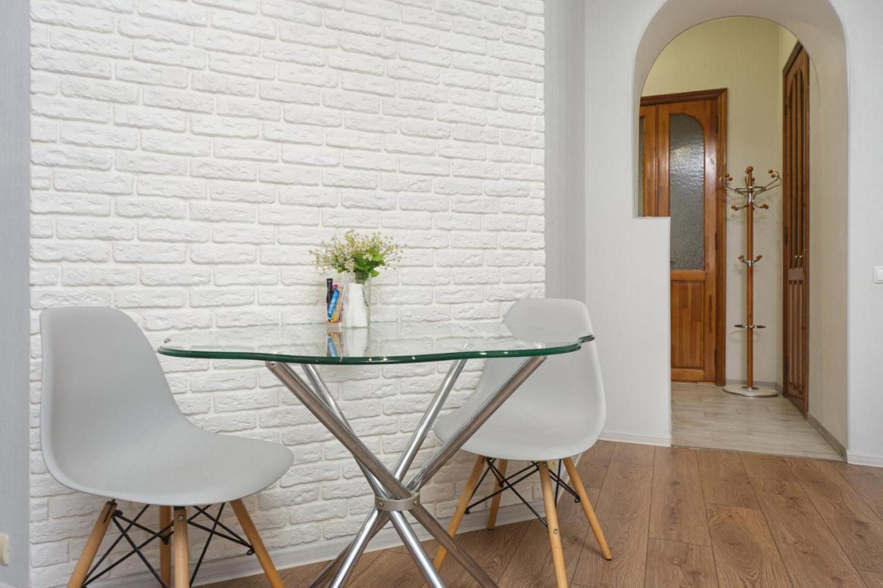 Apartment Zhukovskogo 17 أوديسا المظهر الخارجي الصورة
