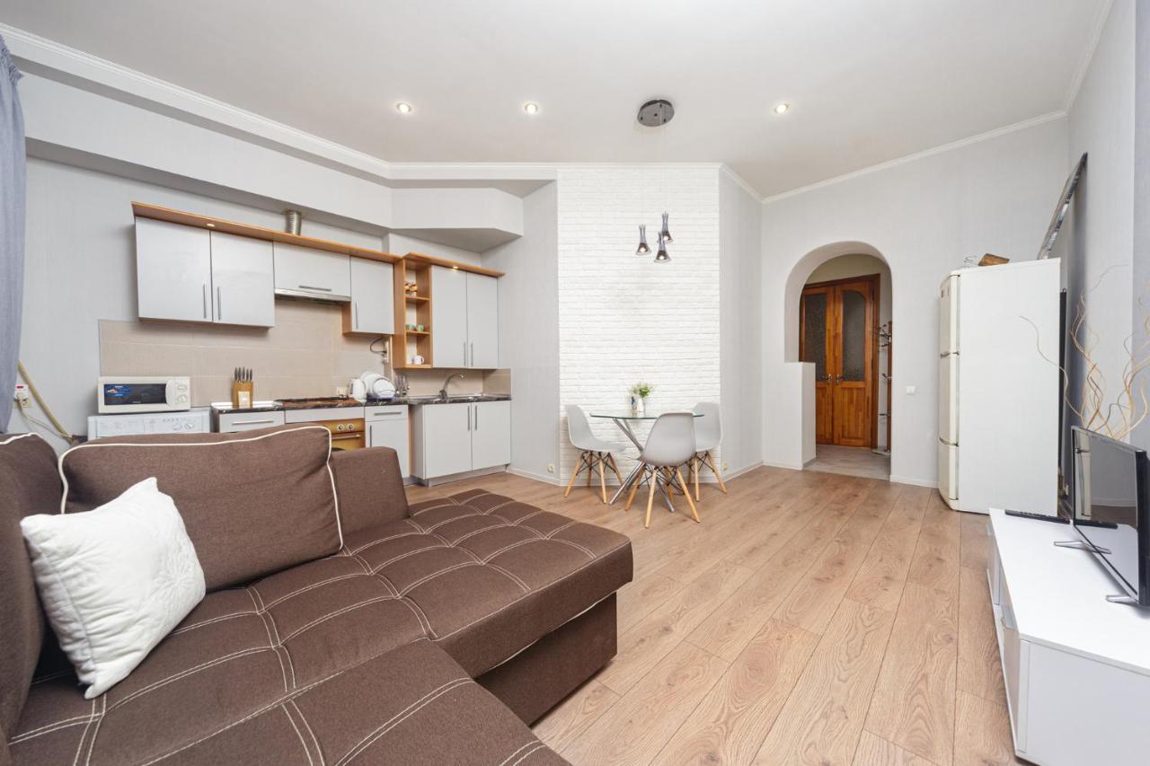 Apartment Zhukovskogo 17 أوديسا المظهر الخارجي الصورة